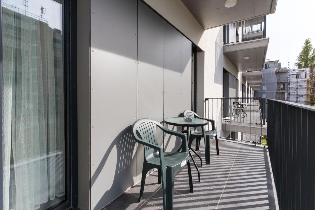 New Blue Danube Apartment With Balcony And Parking 布达佩斯 外观 照片