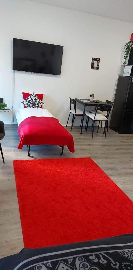 New Blue Danube Apartment With Balcony And Parking 布达佩斯 外观 照片